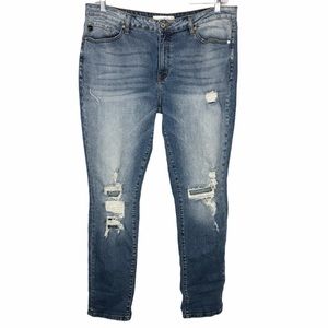 Kancan Distressed Boyfriend Style Jeans KC8364M